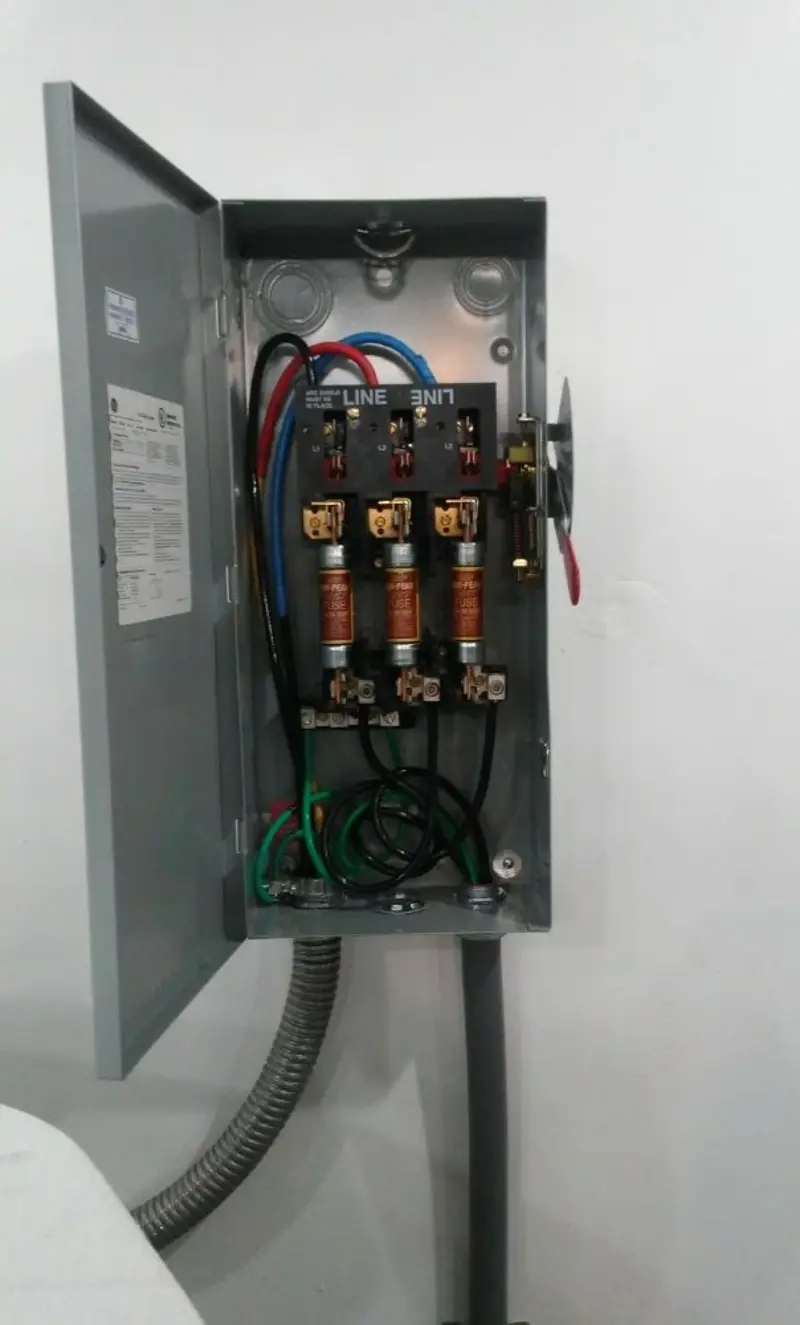 Three-phase disconnect switch installed for Electrical Wiring & Rewiring in Rockport